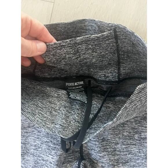 Victoria's Secret PINK Y2K fitted gray and black capris size S with drawstring - Picture 5 of 6